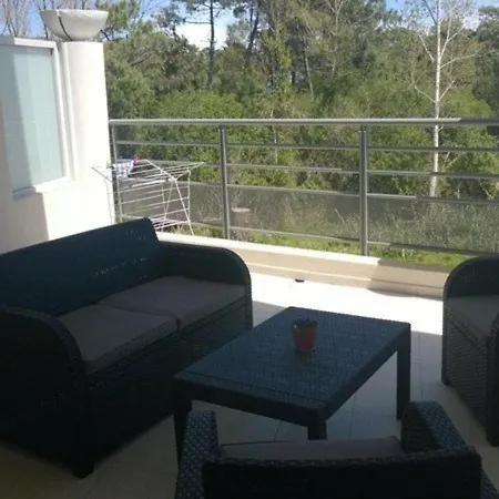 3 Pieces Avec Terrasse, A 350m De La Plage, Parking Et Clim - - Fr-1-63-260 * Calvi (Corsica)